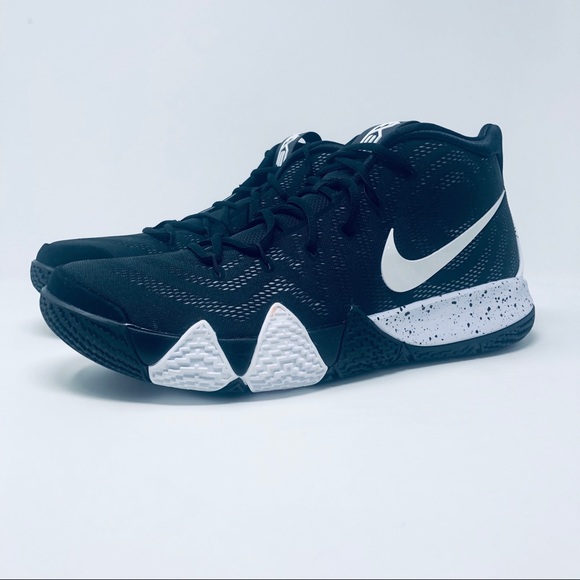 Nike Other - Nike Kyrie 4